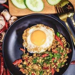 กะเพราอกไก่สับ-ราคาไม่รวมไข่ดาว