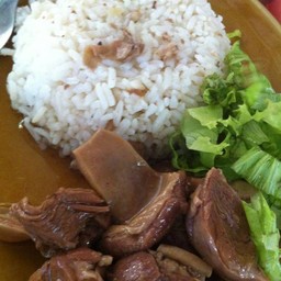 ข้าวหน้าหมูตุ๋น