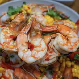 ยำข้าวโพดกุ้งสะดุ้ง