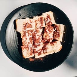 ข้าวกะเพรา ยูรา