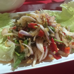 ยำปลาสลิด