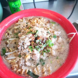 เตี๋ยวหมู-พิเศษ