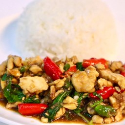 ข้าวกระเพราไก่