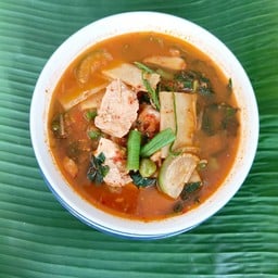 เหนือขัว คิทเช่น -