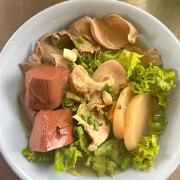 เกาเหลาเลือดหมู