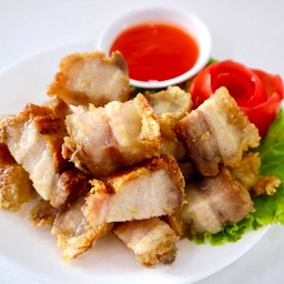 หมูกรอบทอด