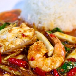 ข้าวทะเลผัดฉ่า