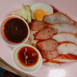 ข้าวหมูแดง