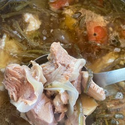 ต้มแซ่บ