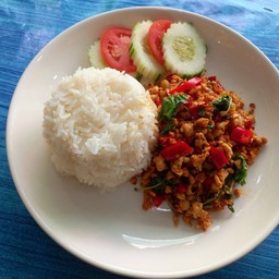 ผัดกระเพราไก่