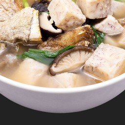 หัวปลาต้มเผือก(แกงจืด)