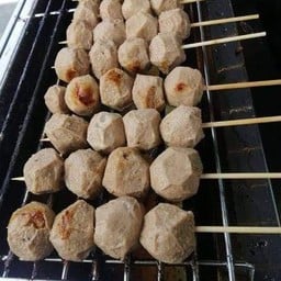 NI KU ลูกชิ้นปิ้งนิกุ