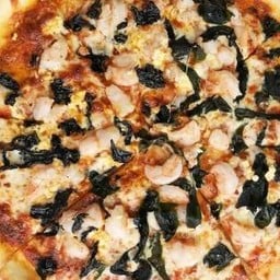 Prawn with chilli & Garlic Pizza