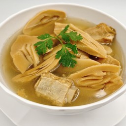 หน่อไม้จีนต้มซี่โครงหมู