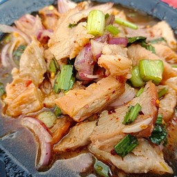 น้ำตกคอหมูย่าง