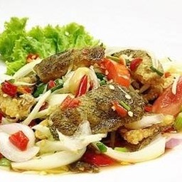 ยำปลาสลิดสุพรรณฯ