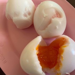 ไข่ยางมะตูม