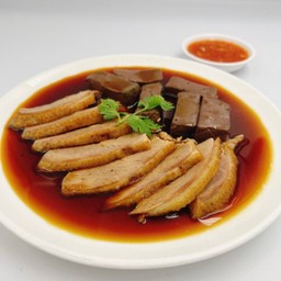 เป็ด+เลือด