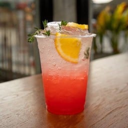 พั้นช์แดงโซดา