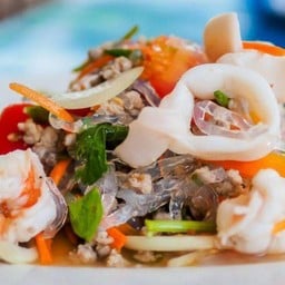 ยำเส้นแก้ว