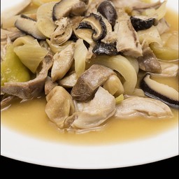 กระเพาะหมูผัดเกี้ยมฉ่าย