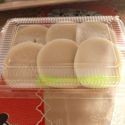 ขนมถ้วยใบเตย