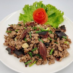 หนำเลี้ยบผัดหมูสับ