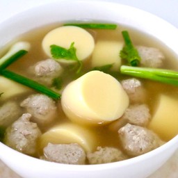 แกงจืดเต้าหู้หมูสับ