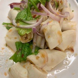 ยำไส้ตัน