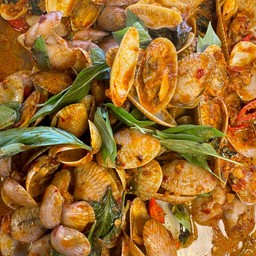 หอยลายผัดพริกเผา