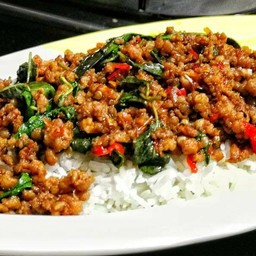 ข้าวกระเพราหมูสับ