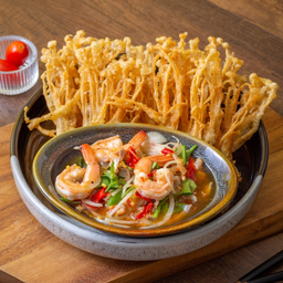 ยำเห็ดเข็มทองทอดกรอบ