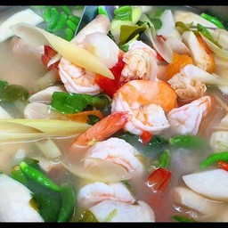 ต้มยำน้ำใส กับข้าว