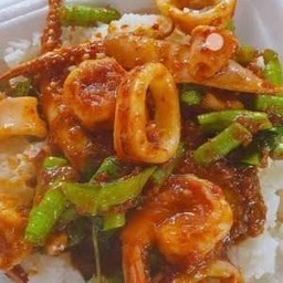 ข้าวพริกแกงทะเล