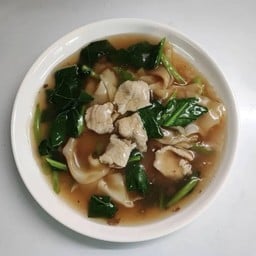 ราดหน้าหมู