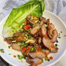 คอหมูคั่วพริกเกลือ(กับข้าว)