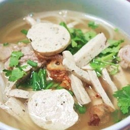 ก๋วยจั๊บ น้ำใส