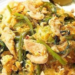 สุกี้แห้งหมู