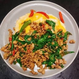 สุกี้&ราดหน้าครัวนายโอ ลำปาง