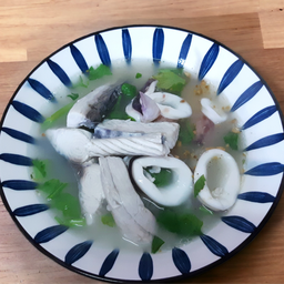 ข้าวต้มปลา+หมึกสด