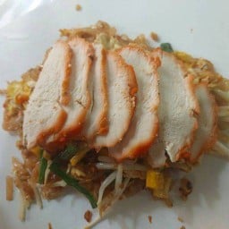 ผัดไทยวุ้นเส้นไก่