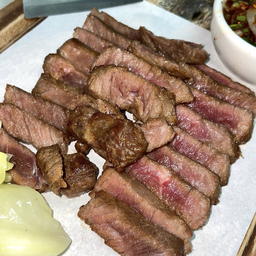 เนื้อย่างจิ้มแจ่วกับข้าว (Ribeye Aus.)