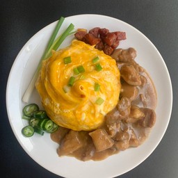 ข้าวหน้าไก่ไข่ข้น