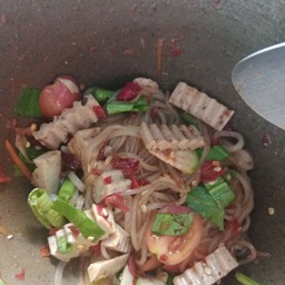 ตำเส้นเล็กไก่ยอ ปลาร้ารสชาติอิสาน