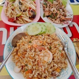 ก้อยขม ต้มแช่บ อาหารตามสั่ง เจ๊ฝน