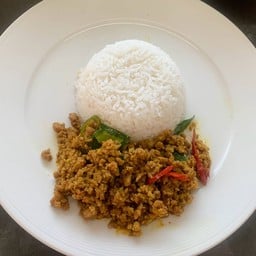 ข้าวราดคั่วกลิ้งหมูสับ