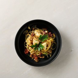 คาเปลินี่ปูผัดพริกกระเทียม