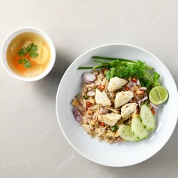 ข้าวผัดปูคั่วพริกเกลือ