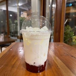นมสดสตอเบอร์รี่ Korean Style
