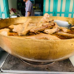 เกาเหลาปีกตุ๋น (ปีกบน)